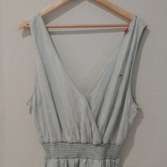 Tommy Hilfiger Criss-Cross Ruffel Dress - Picture 2 of 5